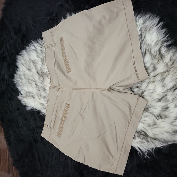WOMENS PLUS MAURICE TAN SHORTS SIZE 24 EXCELLENT CONDITION - Picture 5 of 5